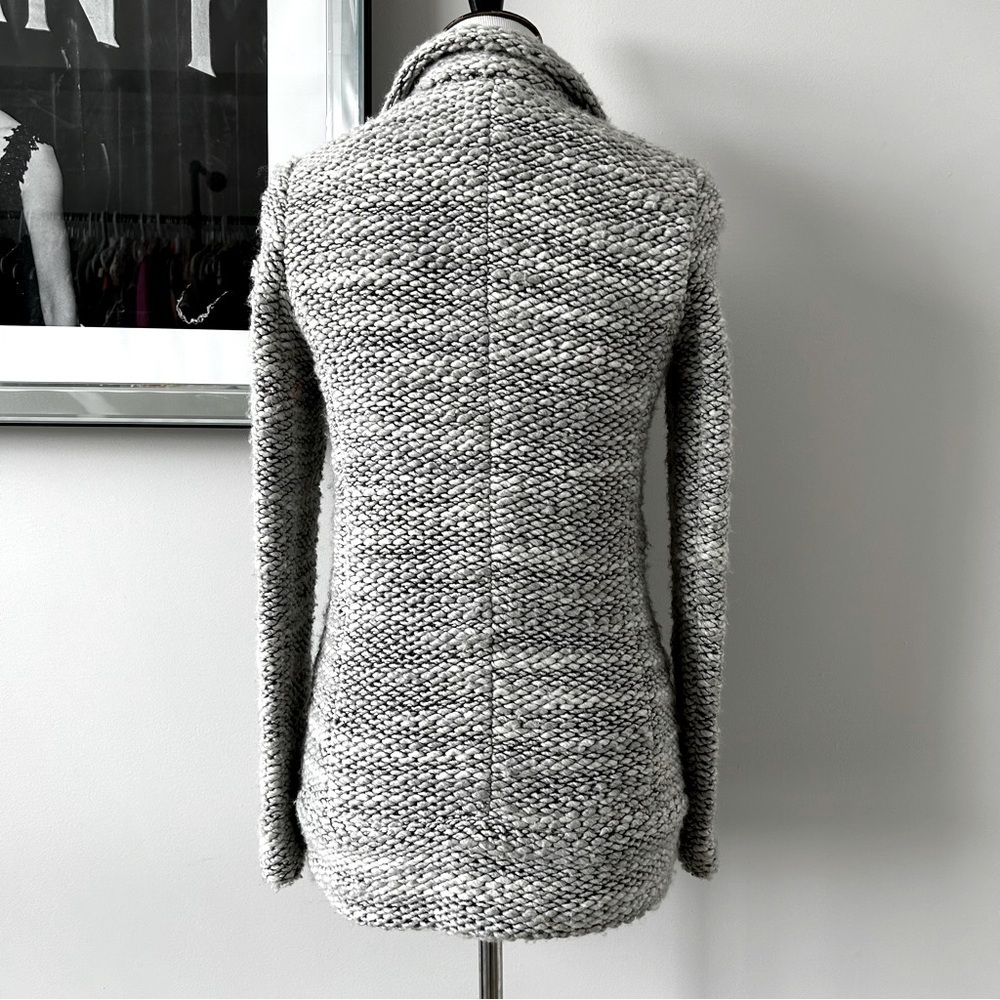 *Iro Ajuma Jacket - Picture 5 of 10